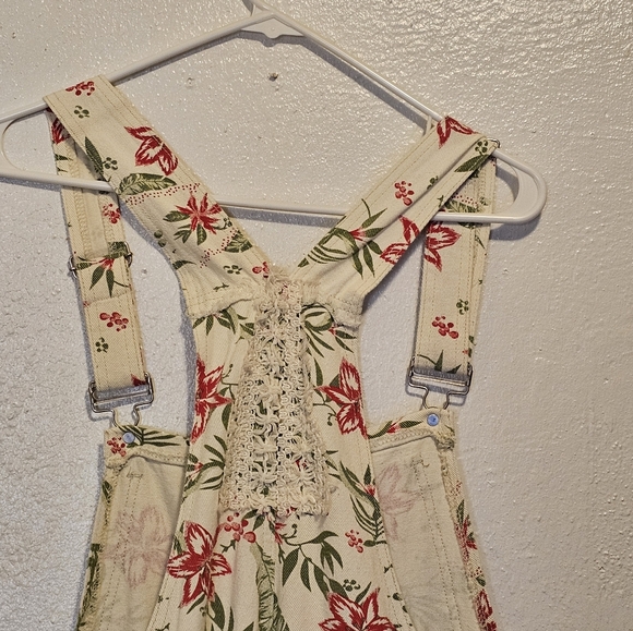 Floral Print Overalls By Pol New - Picture 8 of 10